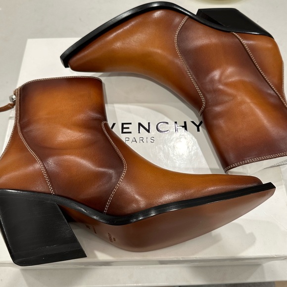 GIVENCHY COWBOY BOOTS - Picture 2 of 6